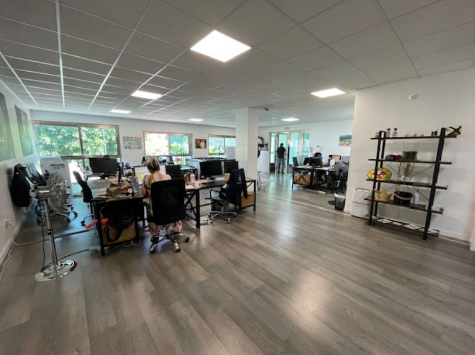 local d'activités de 160m², Clamart (Hauts-de-Seine)