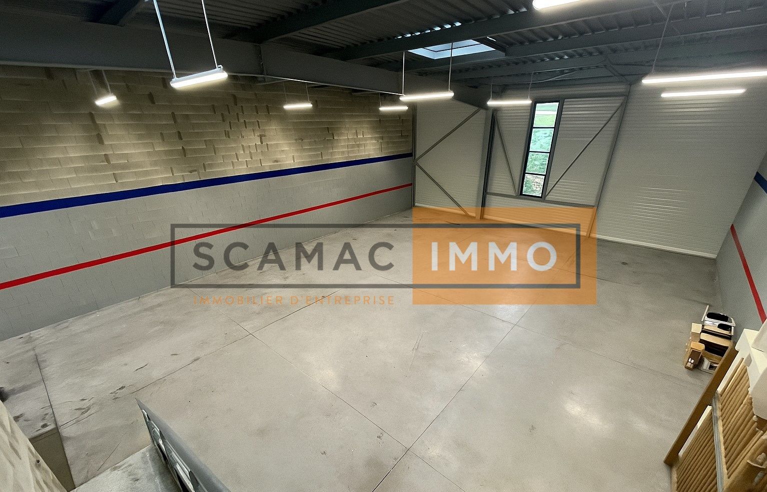 local d'activités de 398m², Croissy-Beaubourg (Seine-et-Marne)