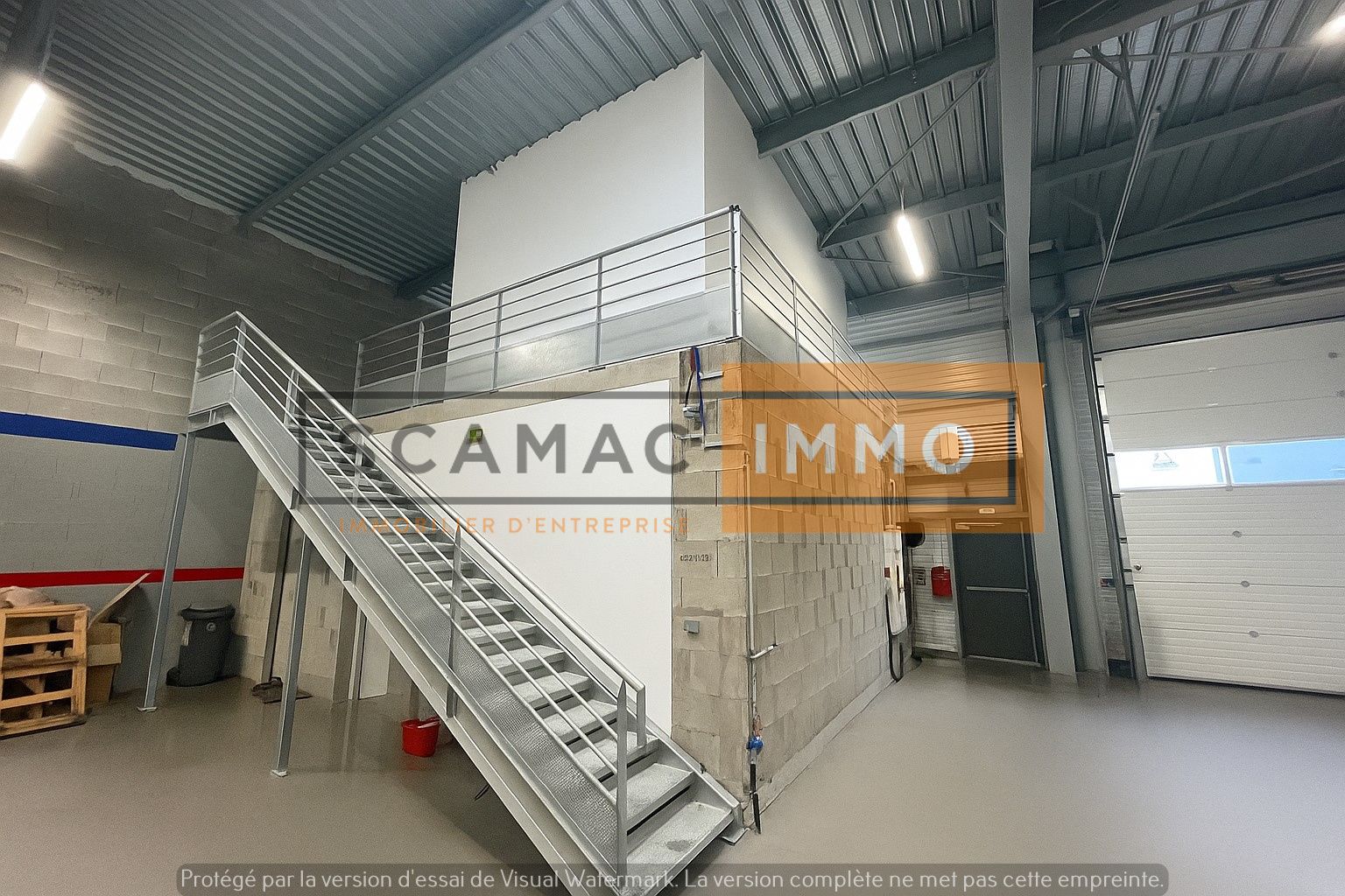 local d'activités de 398m², Croissy-Beaubourg (Seine-et-Marne)