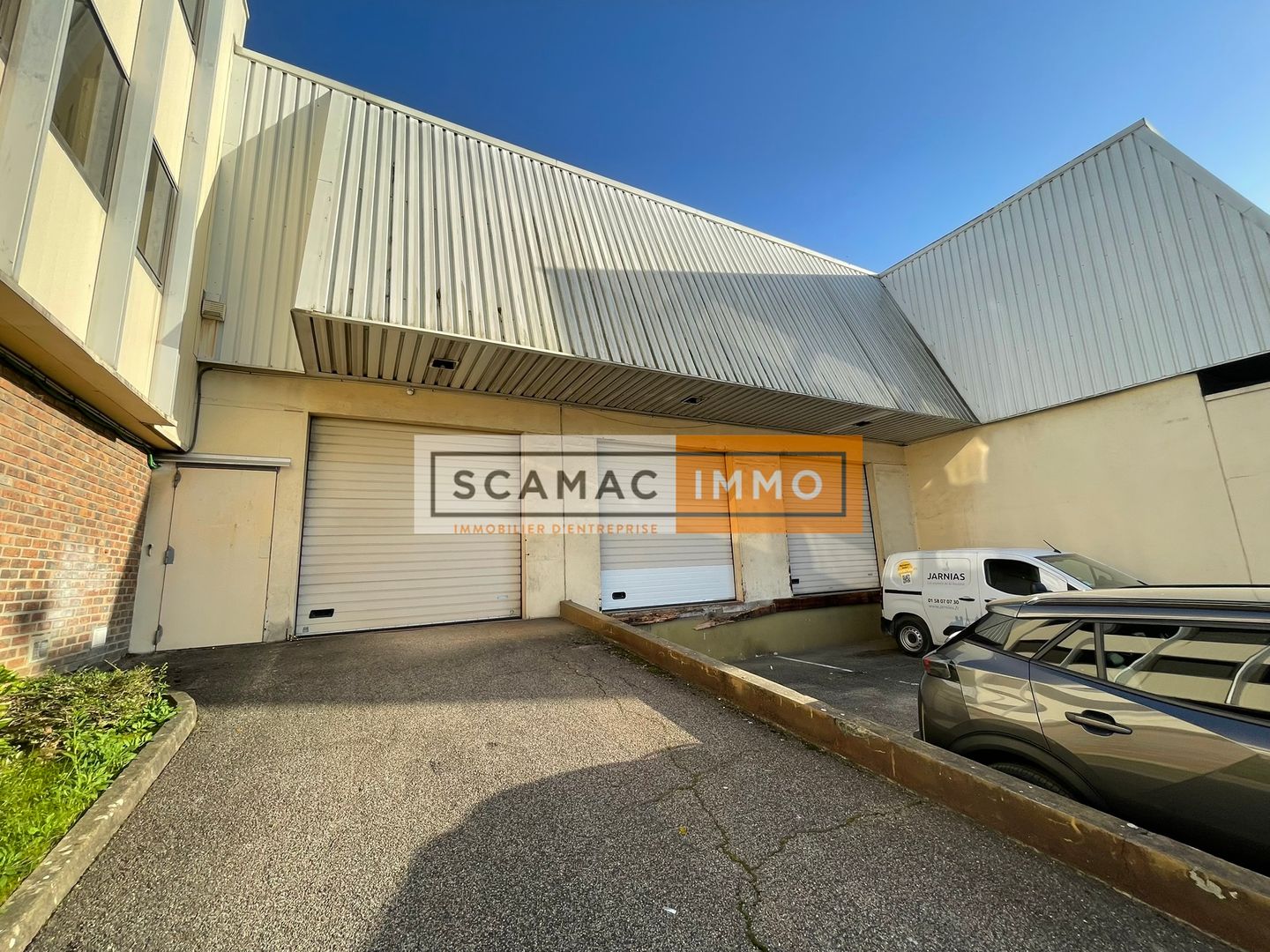 entrepôt de 2&nbsp;513m², L'Hay-les-Roses (Val-de-Marne)