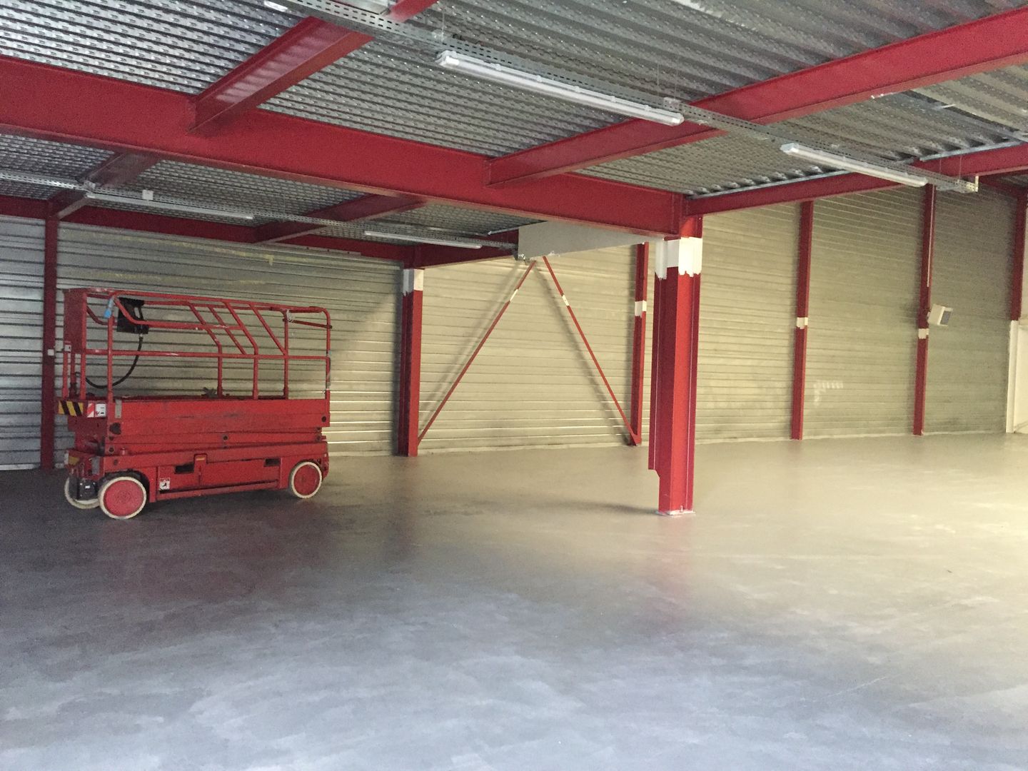 entrepôt de 808m², Créteil (Val-de-Marne)