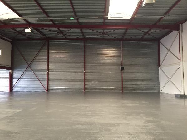 entrepôt de 808m², Créteil (Val-de-Marne)