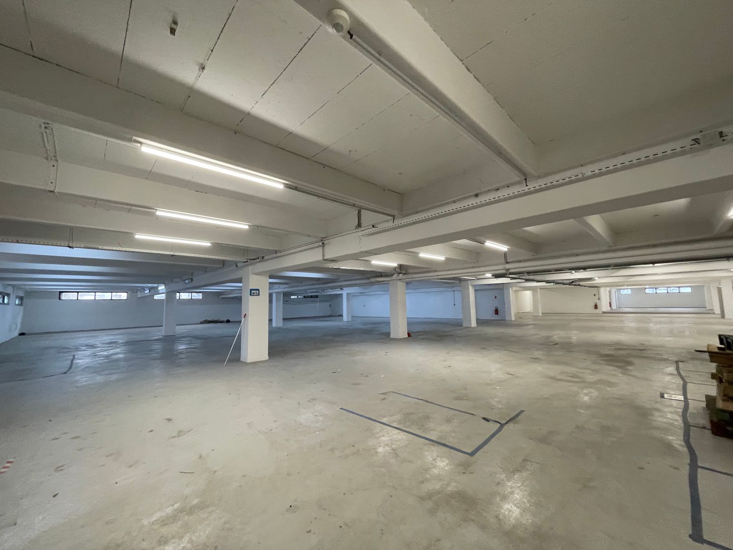 entrepôt de 1&nbsp;165m², Créteil (Val-de-Marne)