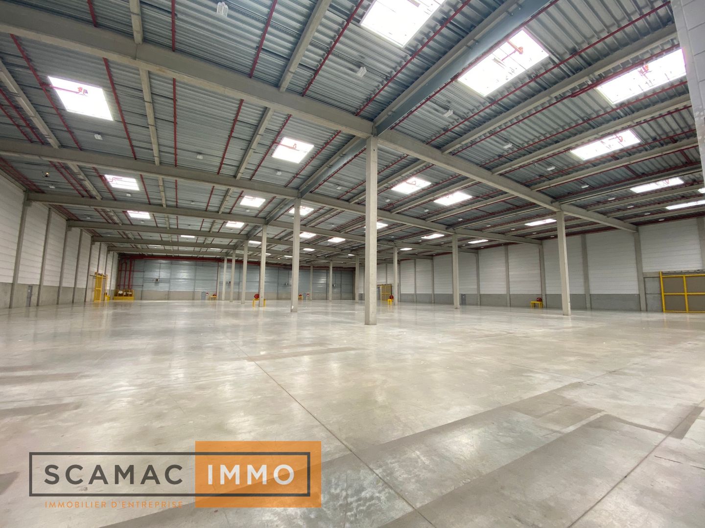 entrepôt de 6&nbsp;688m², Moissy-Cramayel (Seine-et-Marne)