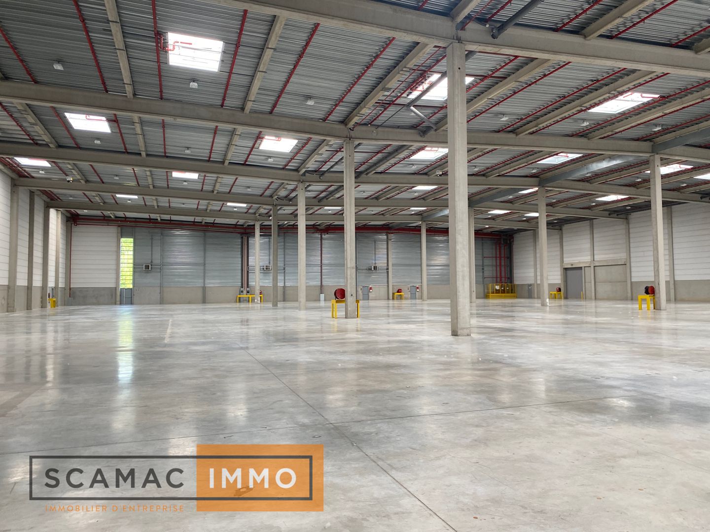 entrepôt de 13 721m², Moissy-Cramayel (Seine-et-Marne)