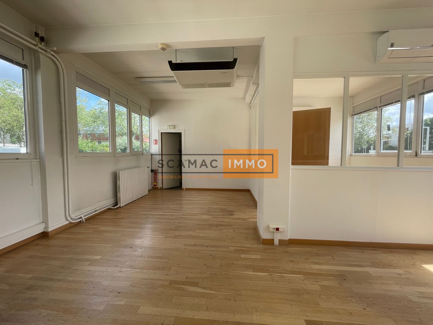 bureau de 230m², Nanterre (Hauts-de-Seine)