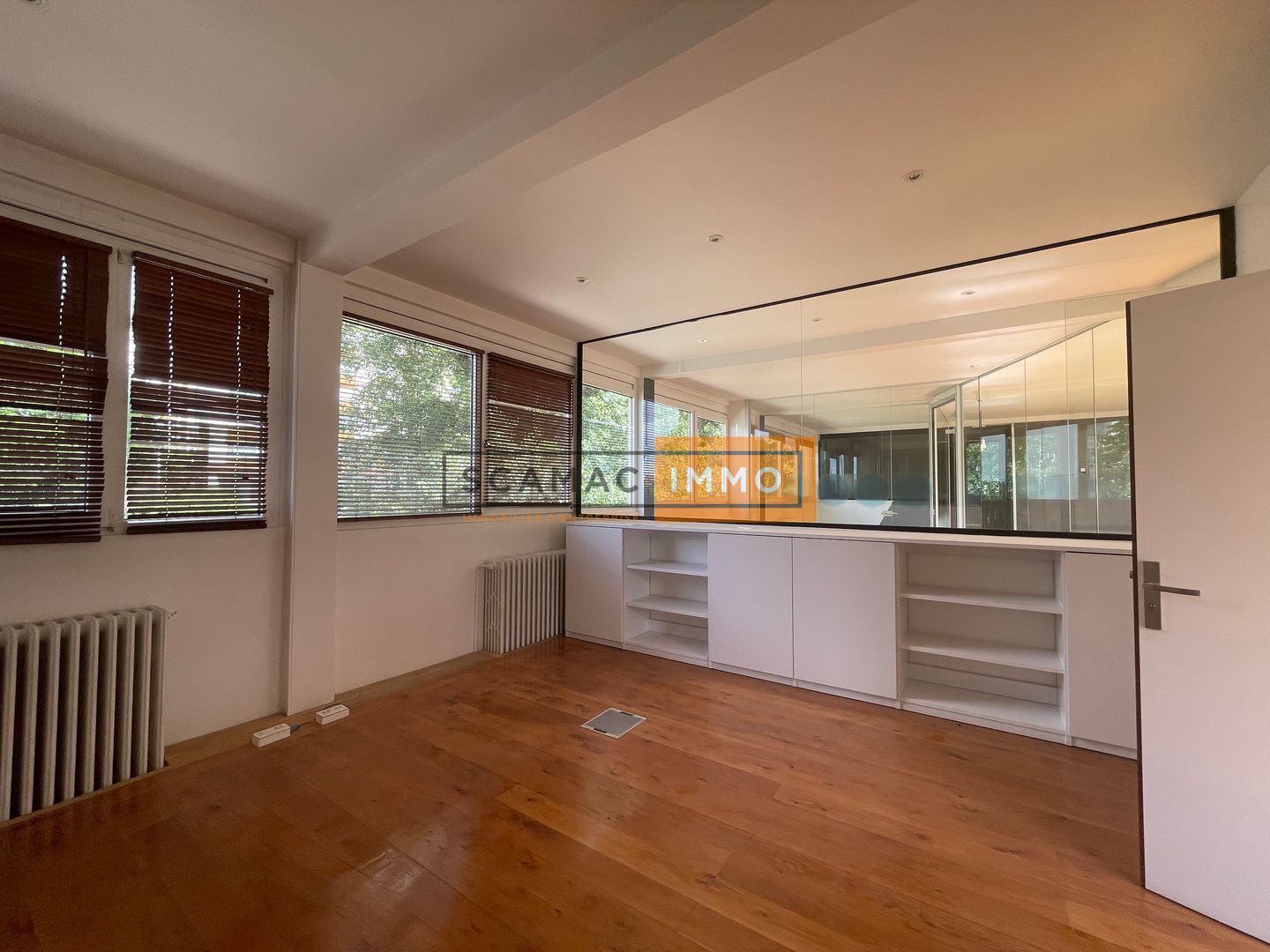 bureau de 210m², Nanterre (Hauts-de-Seine)