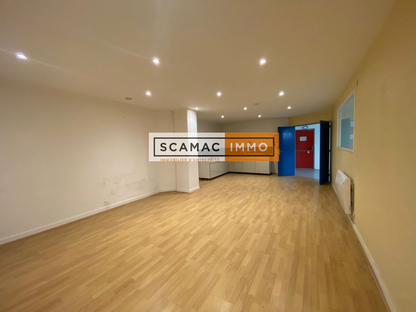 local d'activités de 591m², Vitry-sur-Seine (Val-de-Marne)