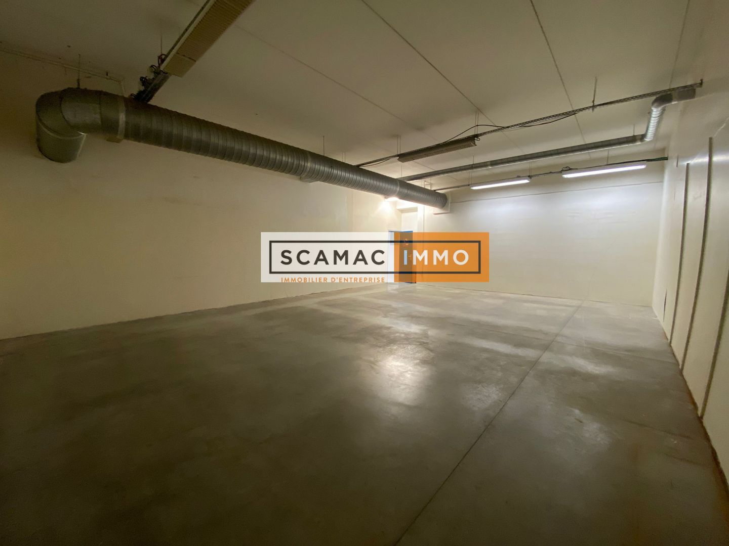 local d'activités de 591m², Vitry-sur-Seine (Val-de-Marne)