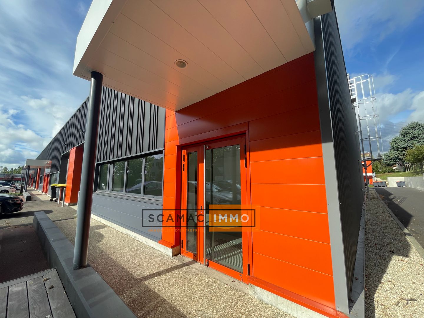 local d'activités de 159m², Palaiseau (Essonne)