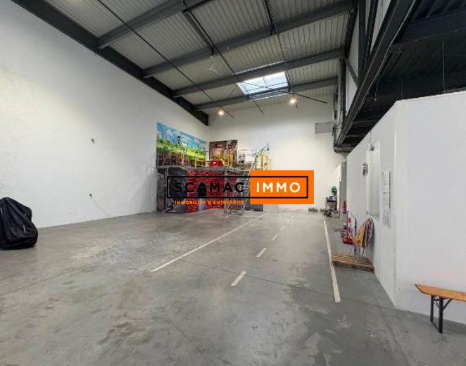 entrepôt de 275m², Villeneuve-la-Garenne (Hauts-de-Seine)