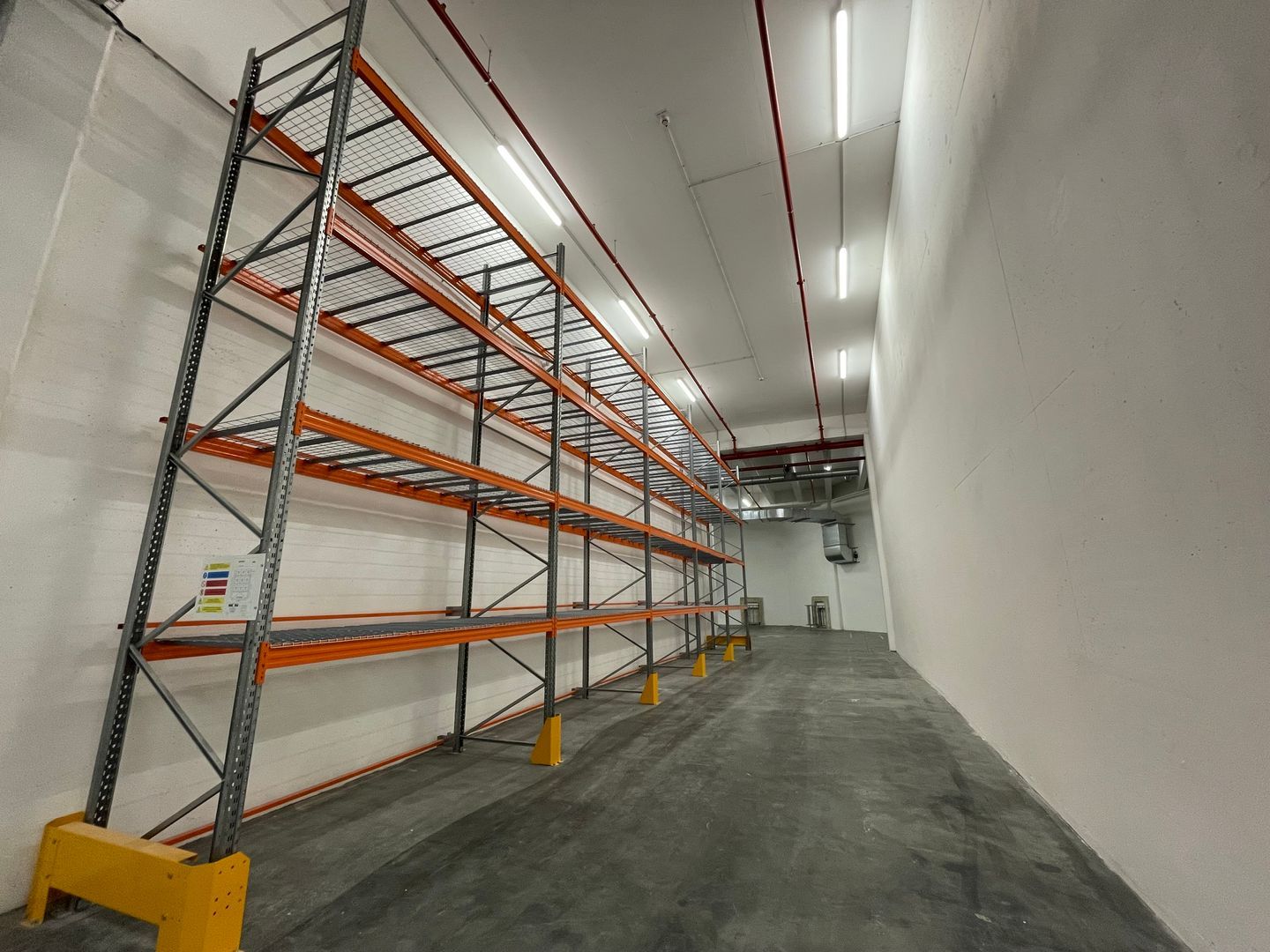 entrepôt de 1&nbsp;200m², Paris 13 (Paris)
