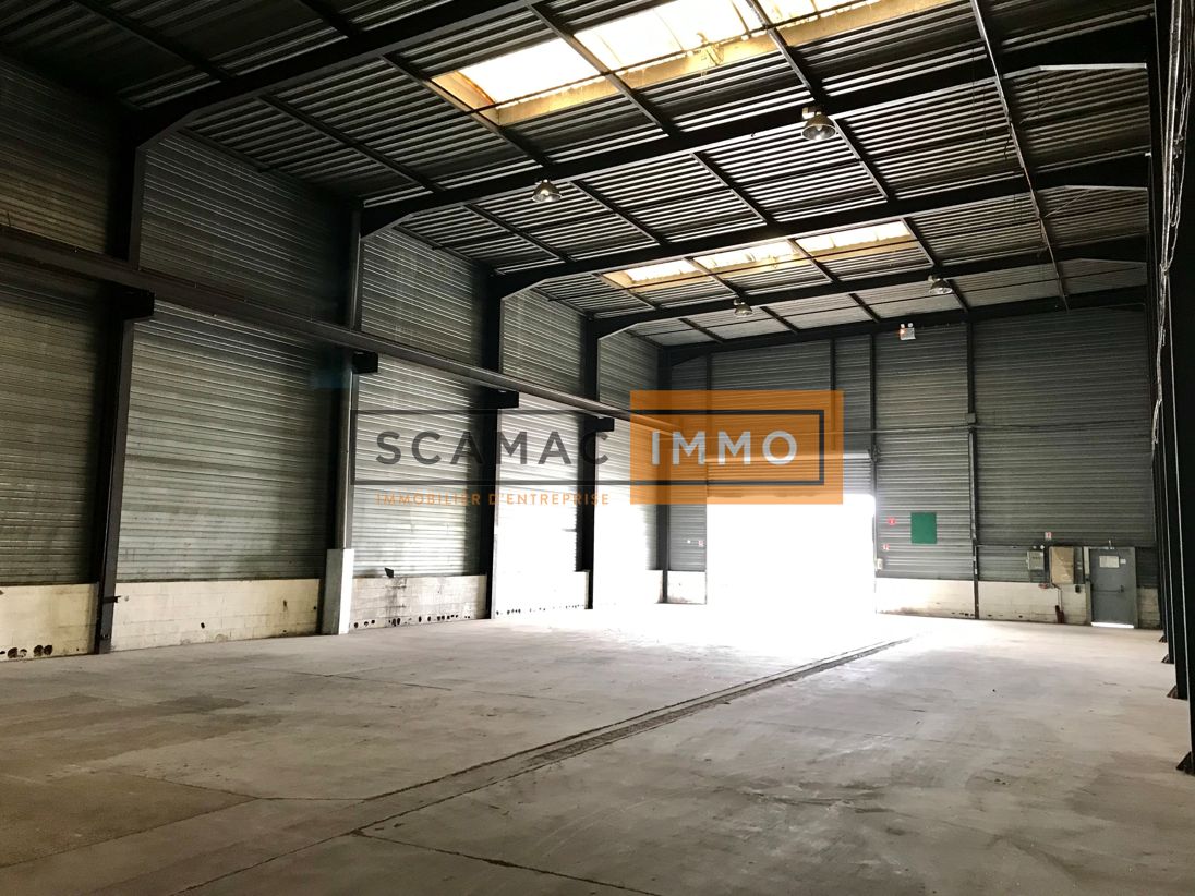 local d'activités de 545m², Ozoir-la-Ferrière (Seine-et-Marne)