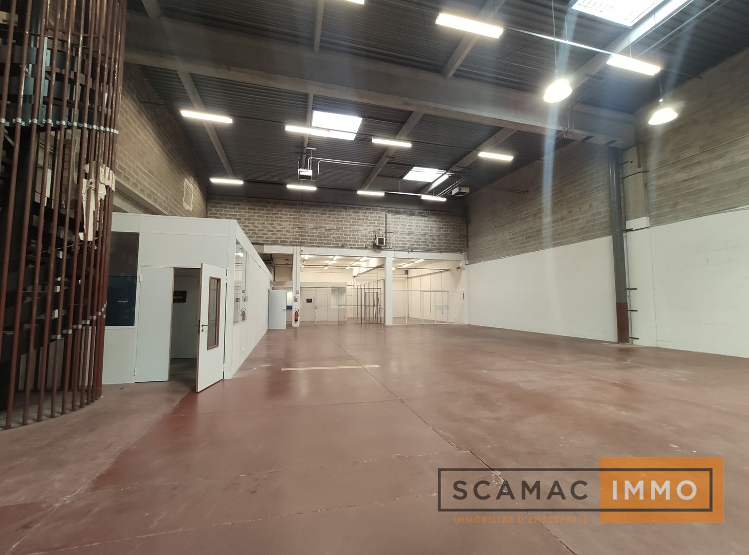 entrepôt de 1 035m², Verrières-le-Buisson (Essonne)