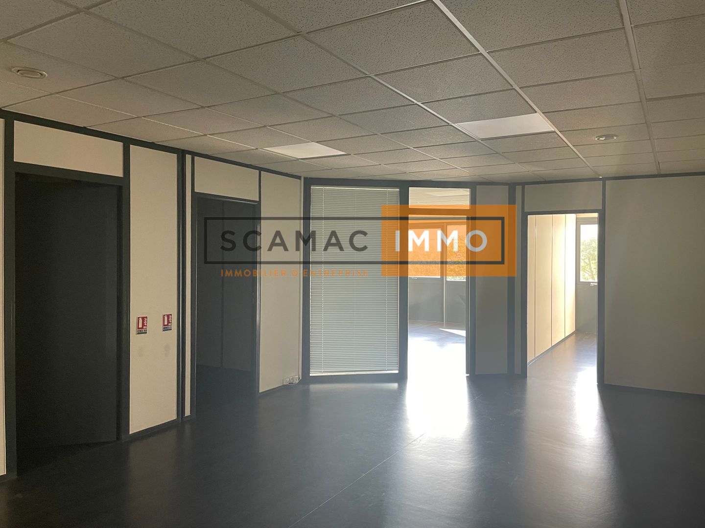 local d'activités de 105m², Herblay (Val-d'Oise)