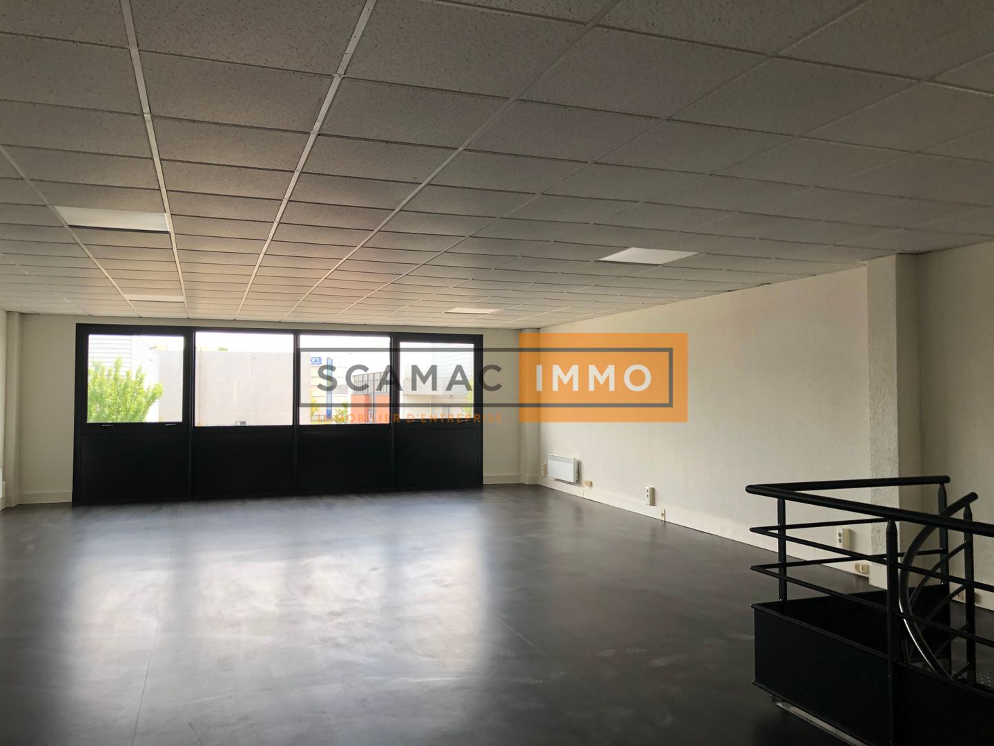 local d'activités de 240m², Herblay (Val-d'Oise)