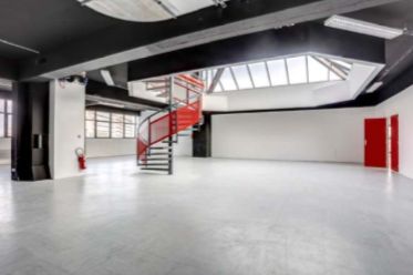bureau de 526m², Saint-Denis (Seine-Saint-Denis)
