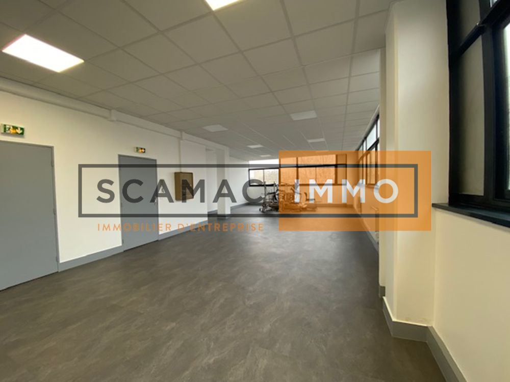 local d'activités de 163m², Saint-Denis (Seine-Saint-Denis)