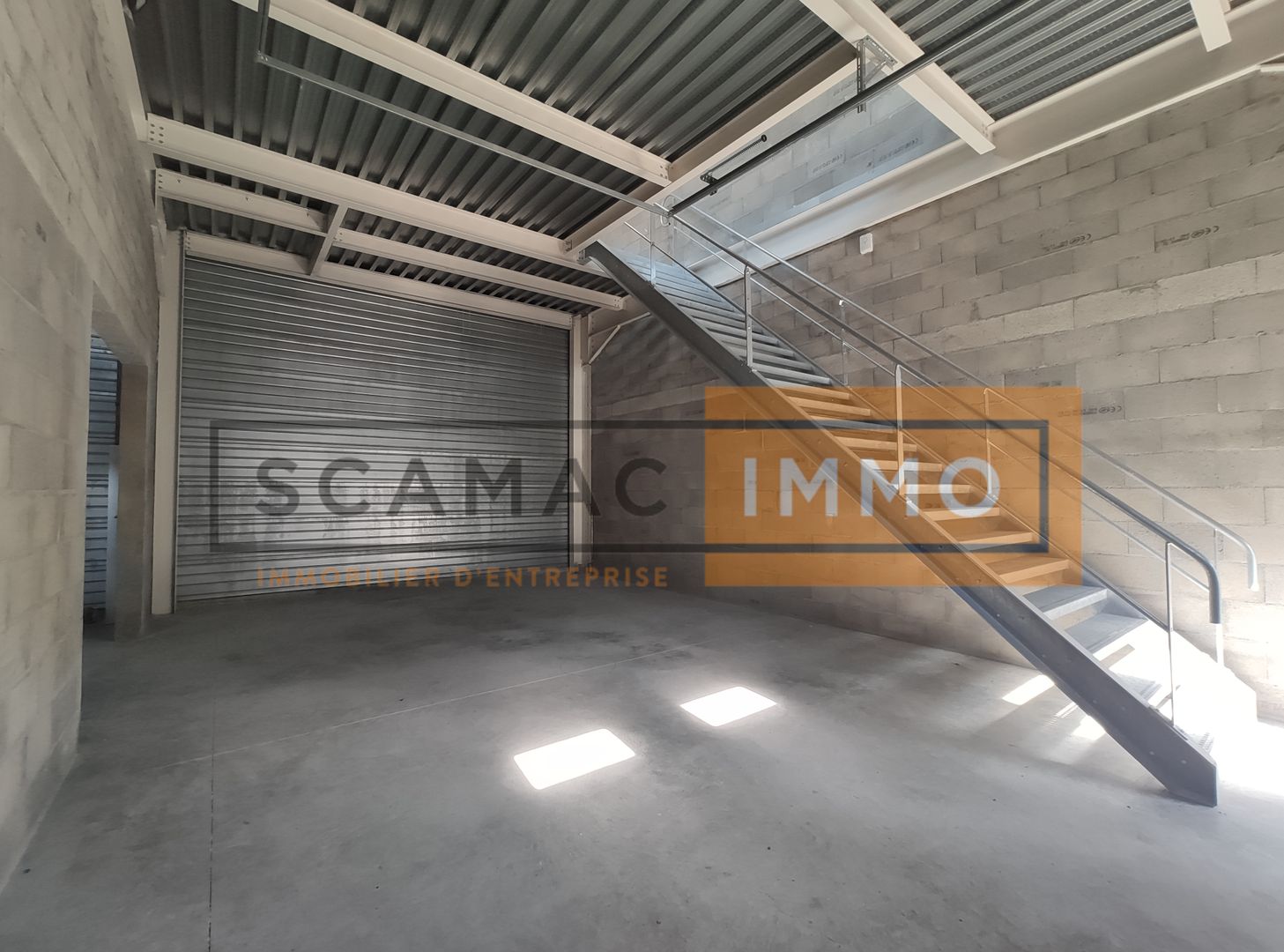 local d'activités de 120m², Valenton (Val-de-Marne)