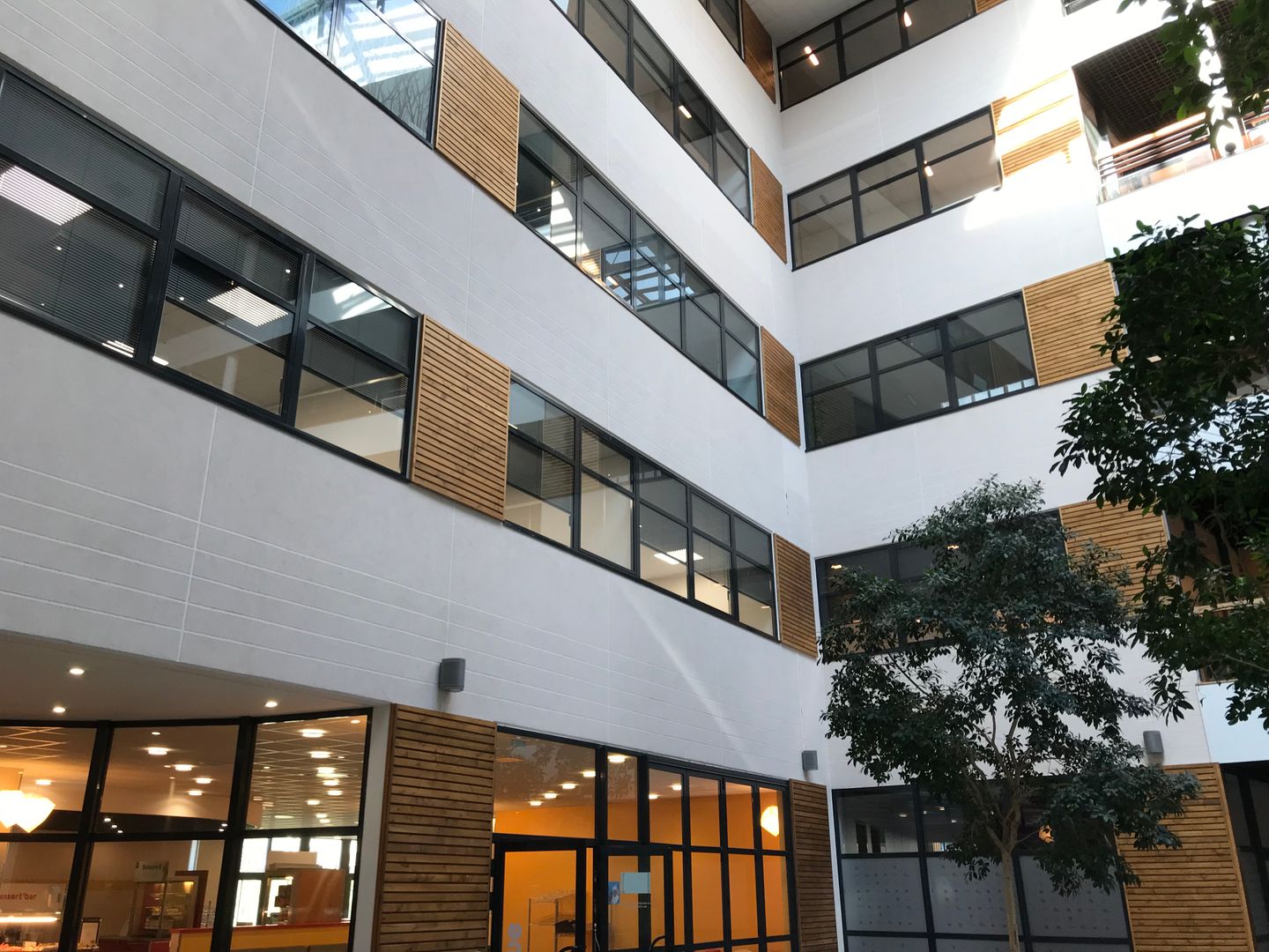 bureau de 180m², Maisons-Alfort (Val-de-Marne)