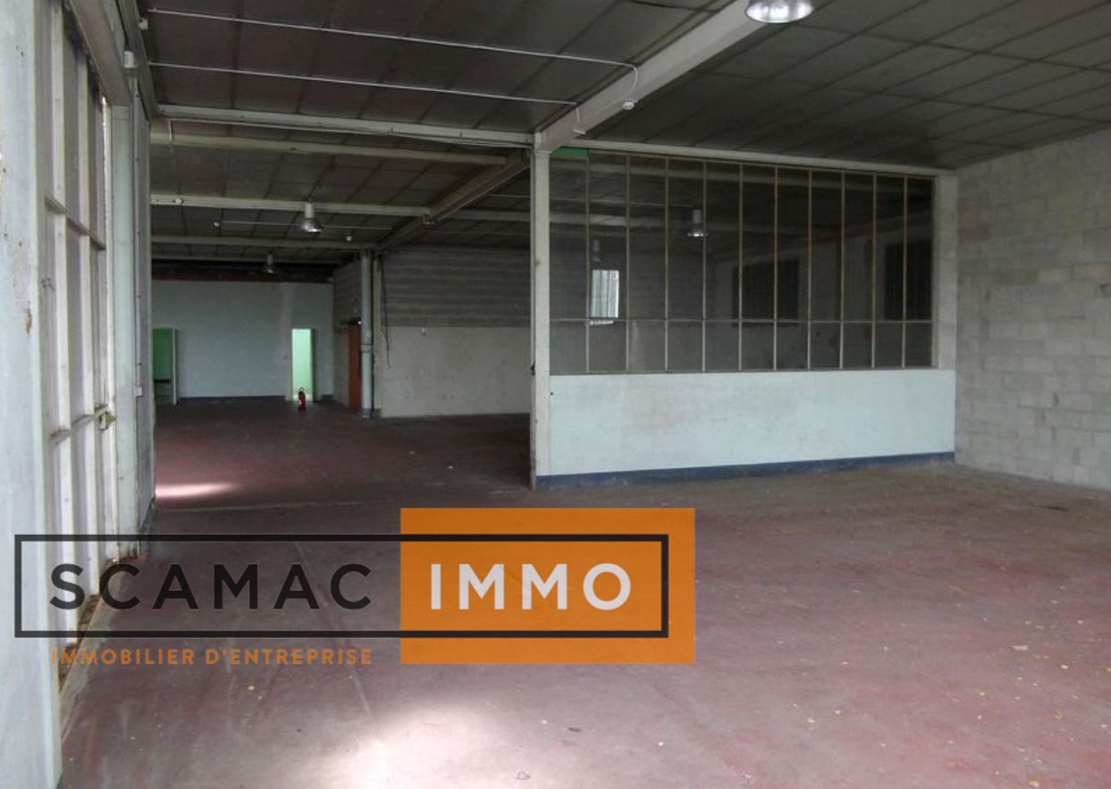 local d'activités de 535m², Vaux-le-Pénil (Seine-et-Marne)