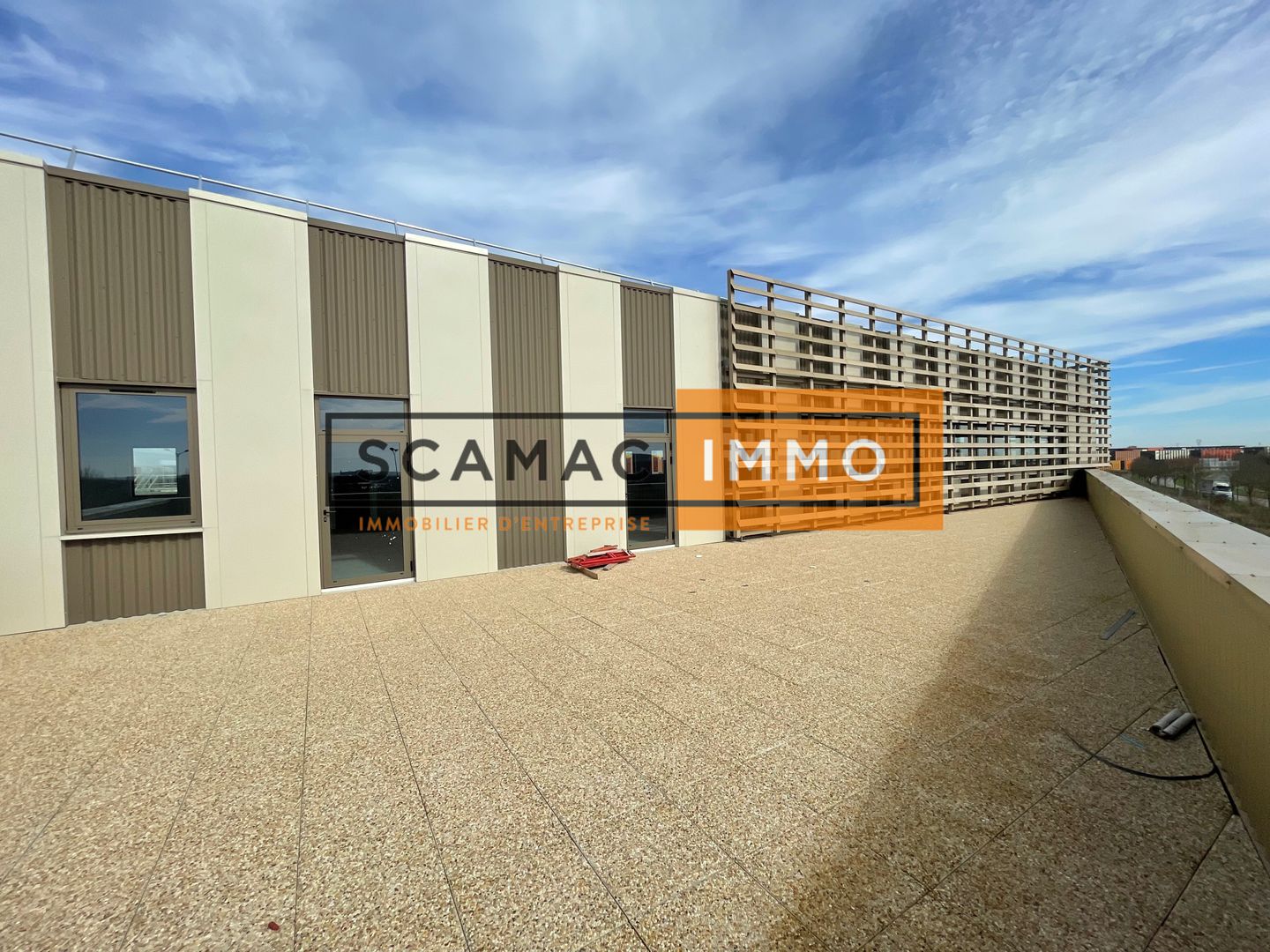 local d'activités de 1&nbsp;971m², Tremblay-en-France (Seine-Saint-Denis)