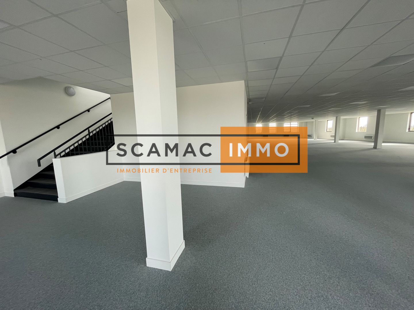 local d'activités de 1&nbsp;971m², Tremblay-en-France (Seine-Saint-Denis)