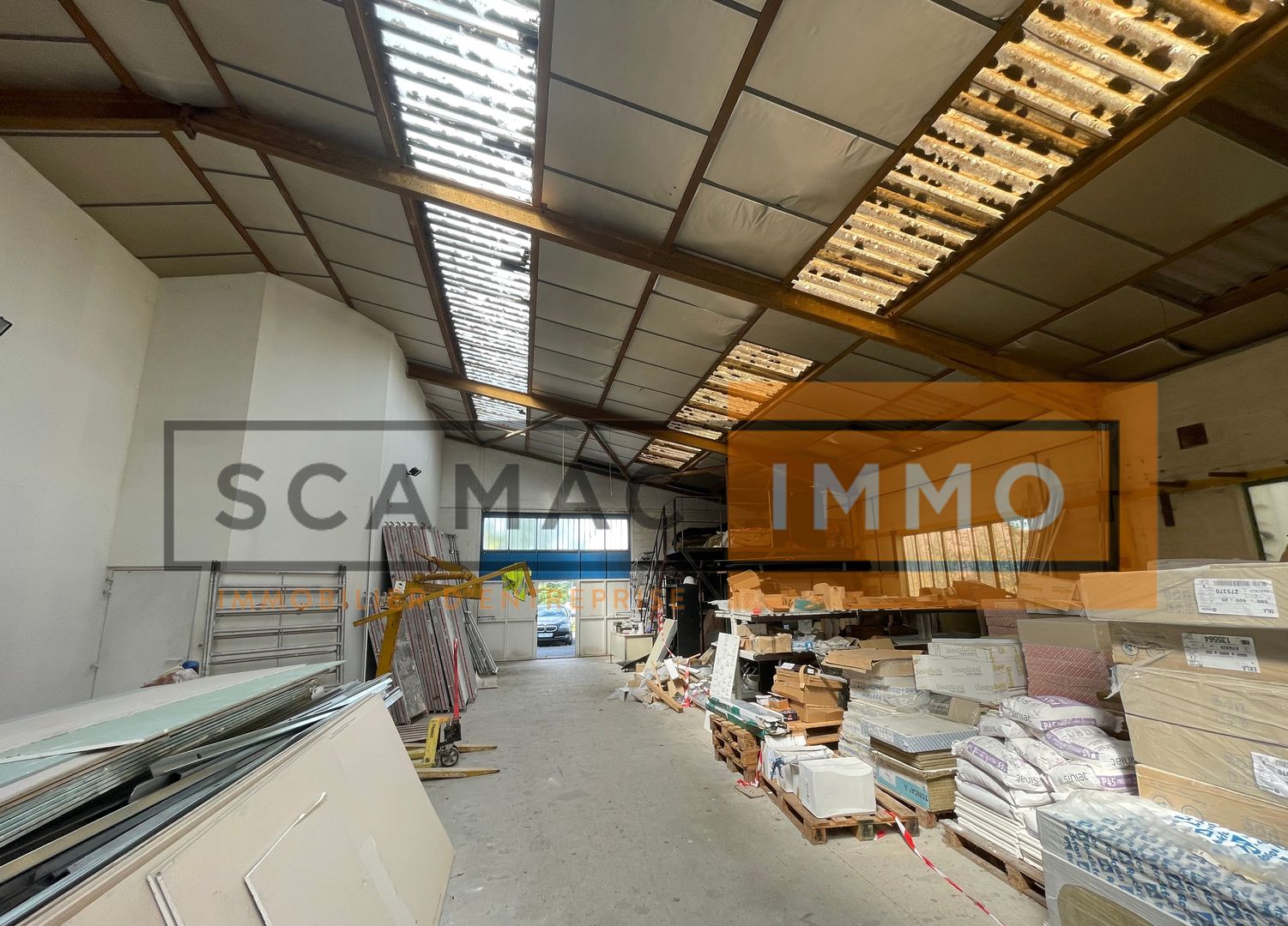local d'activités de 500m², Sept-Sorts (Seine-et-Marne)