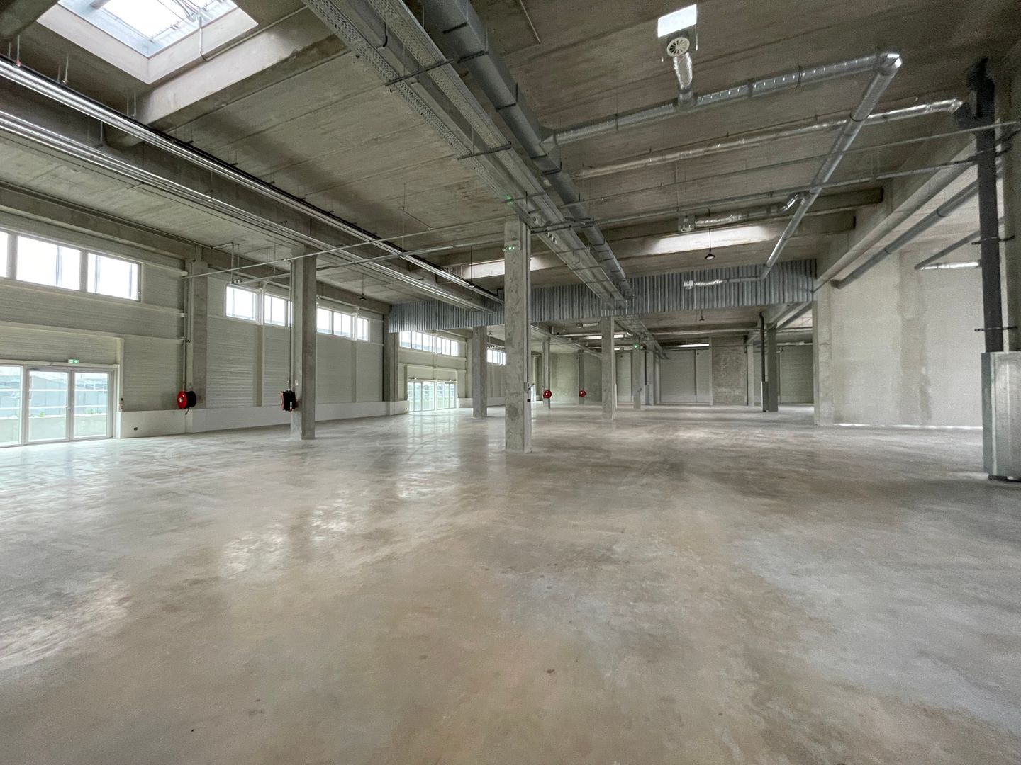 local d'activités de 2&nbsp;065m², Vitry-sur-Seine (Val-de-Marne)