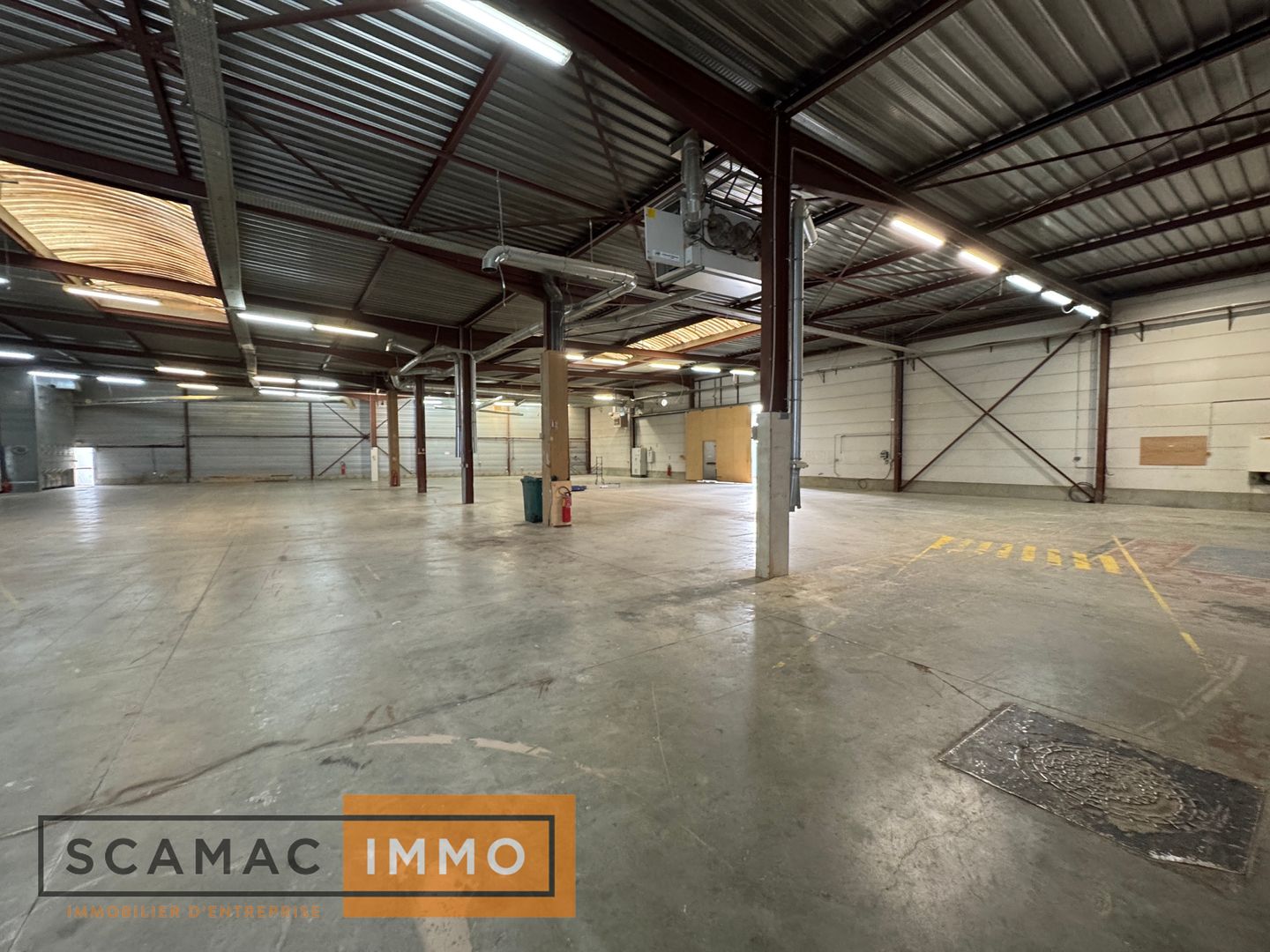 local d'activités de 1 703m², Brétigny-sur-Orge (Essonne)