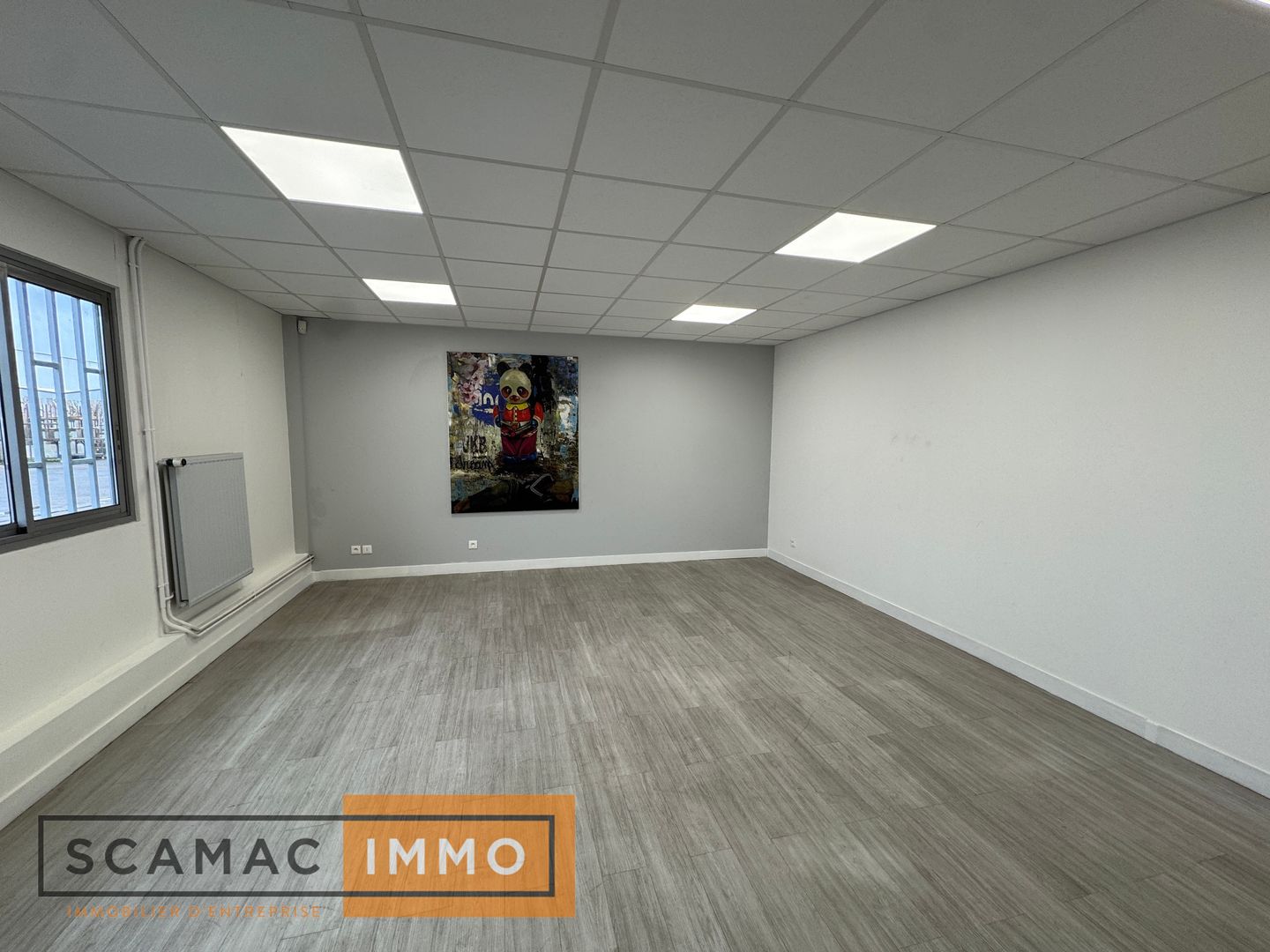 local d'activités de 1&nbsp;703m², Brétigny-sur-Orge (Essonne)