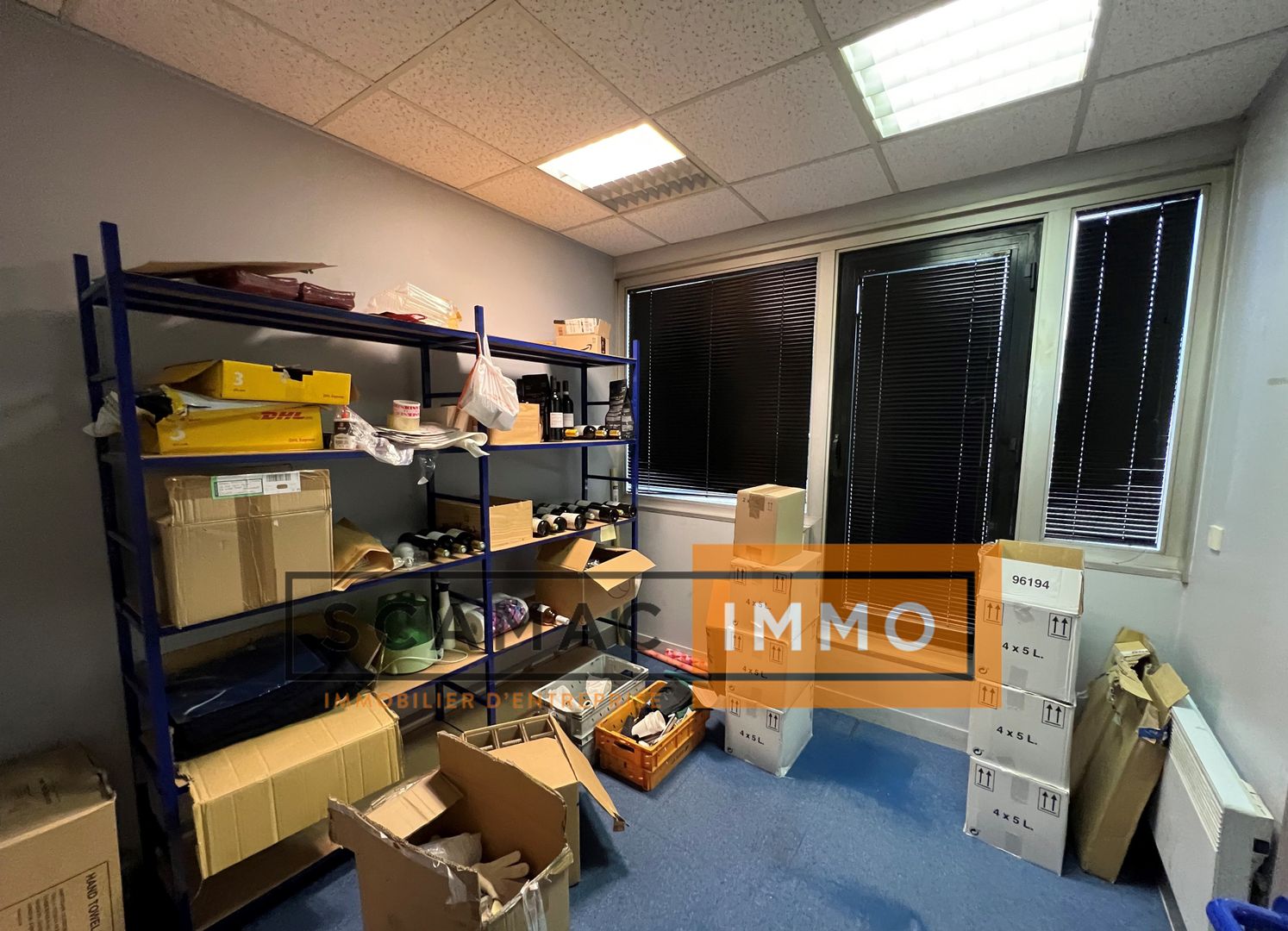 local d'activités de 335m², Saint-Ouen (Seine-Saint-Denis)