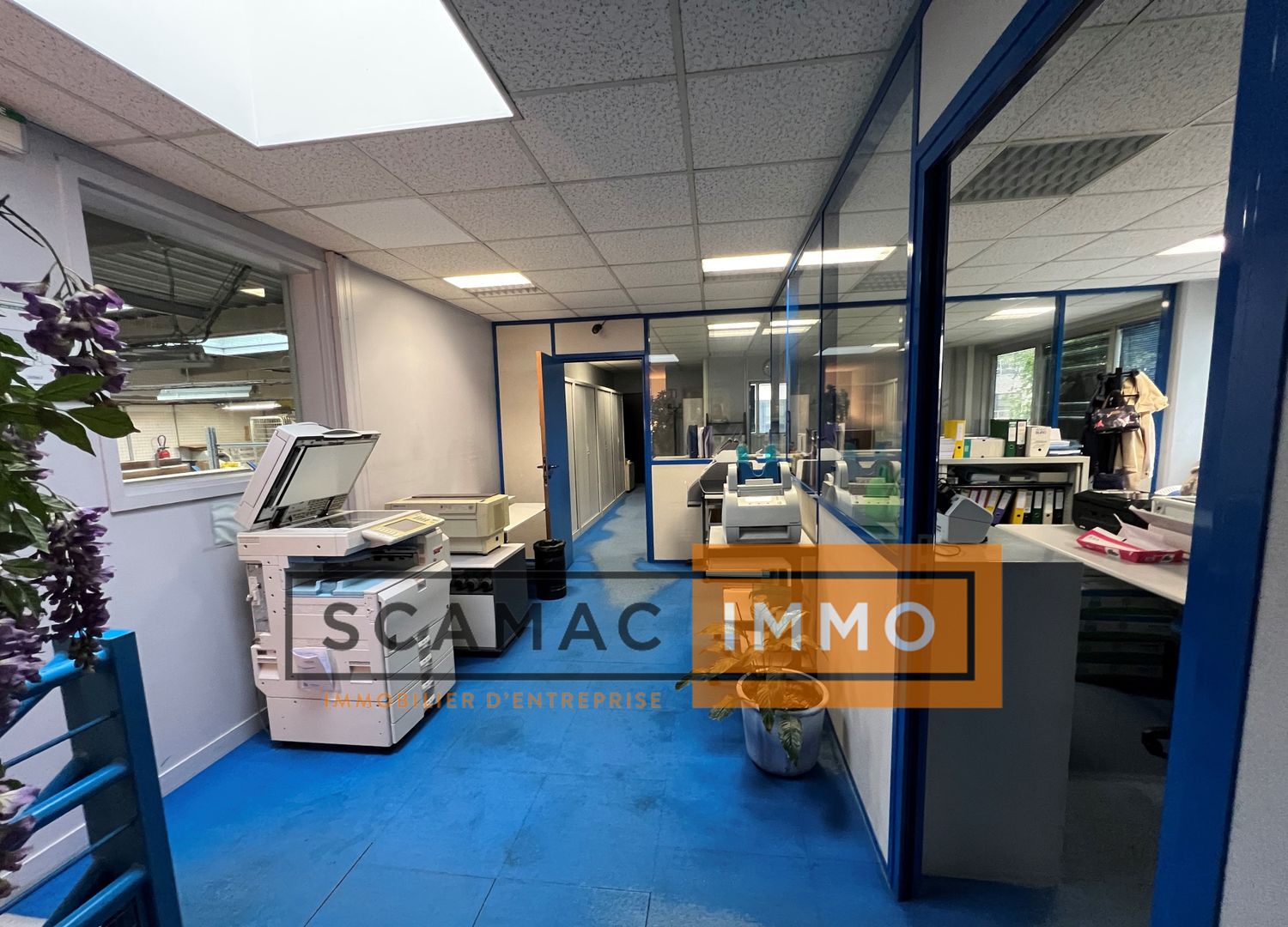 local d'activités de 335m², Saint-Ouen (Seine-Saint-Denis)