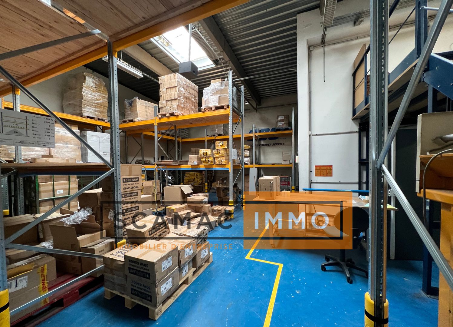 local d'activités de 335m², Saint-Ouen (Seine-Saint-Denis)