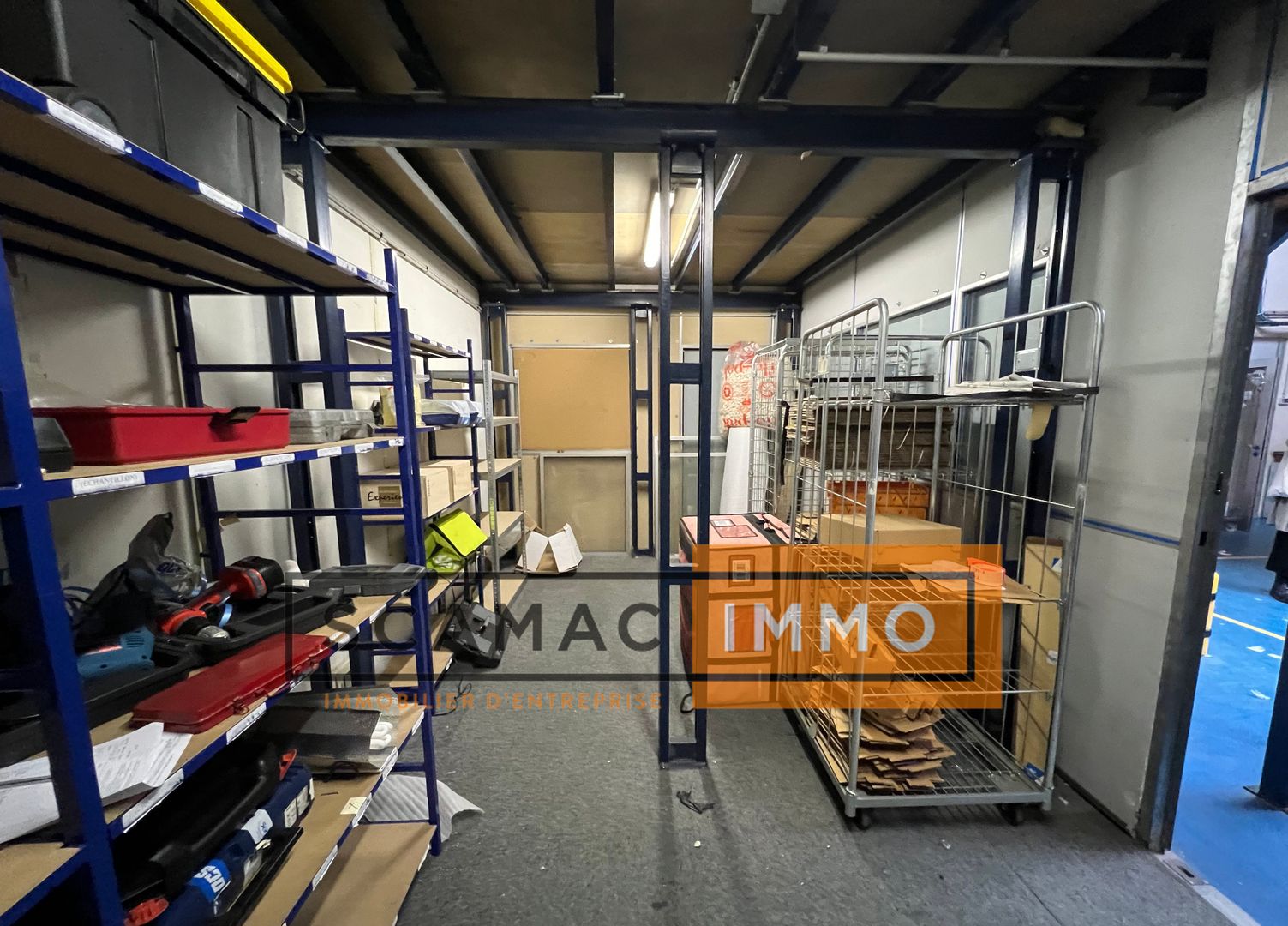 local d'activités de 335m², Saint-Ouen (Seine-Saint-Denis)