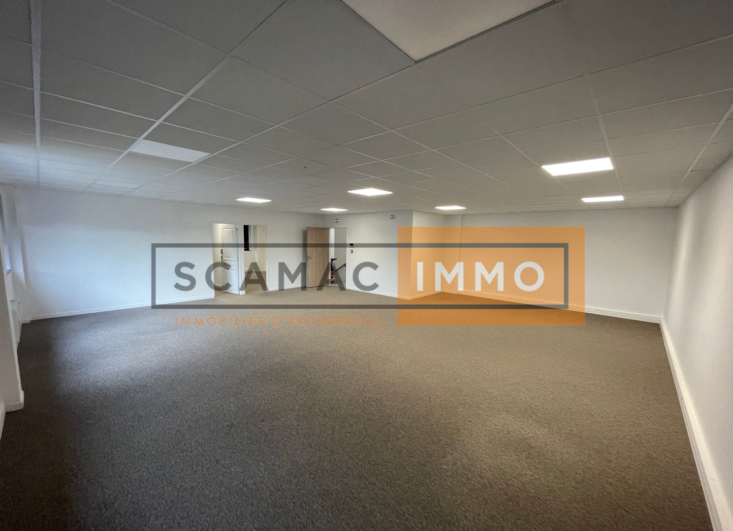 local d'activités de 484m², Chanteloup-en-Brie (Seine-et-Marne)