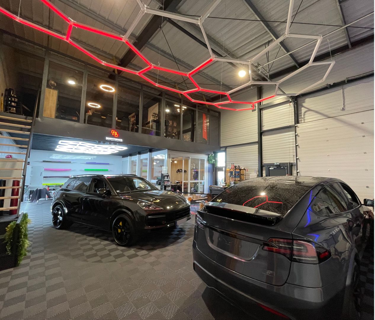 local d'activités de 164m², Serris (Seine-et-Marne)