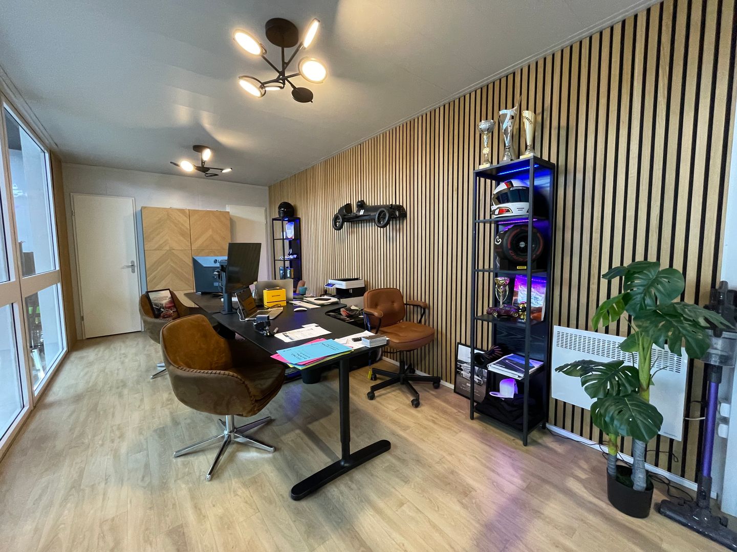 local d'activités de 164m², Serris (Seine-et-Marne)