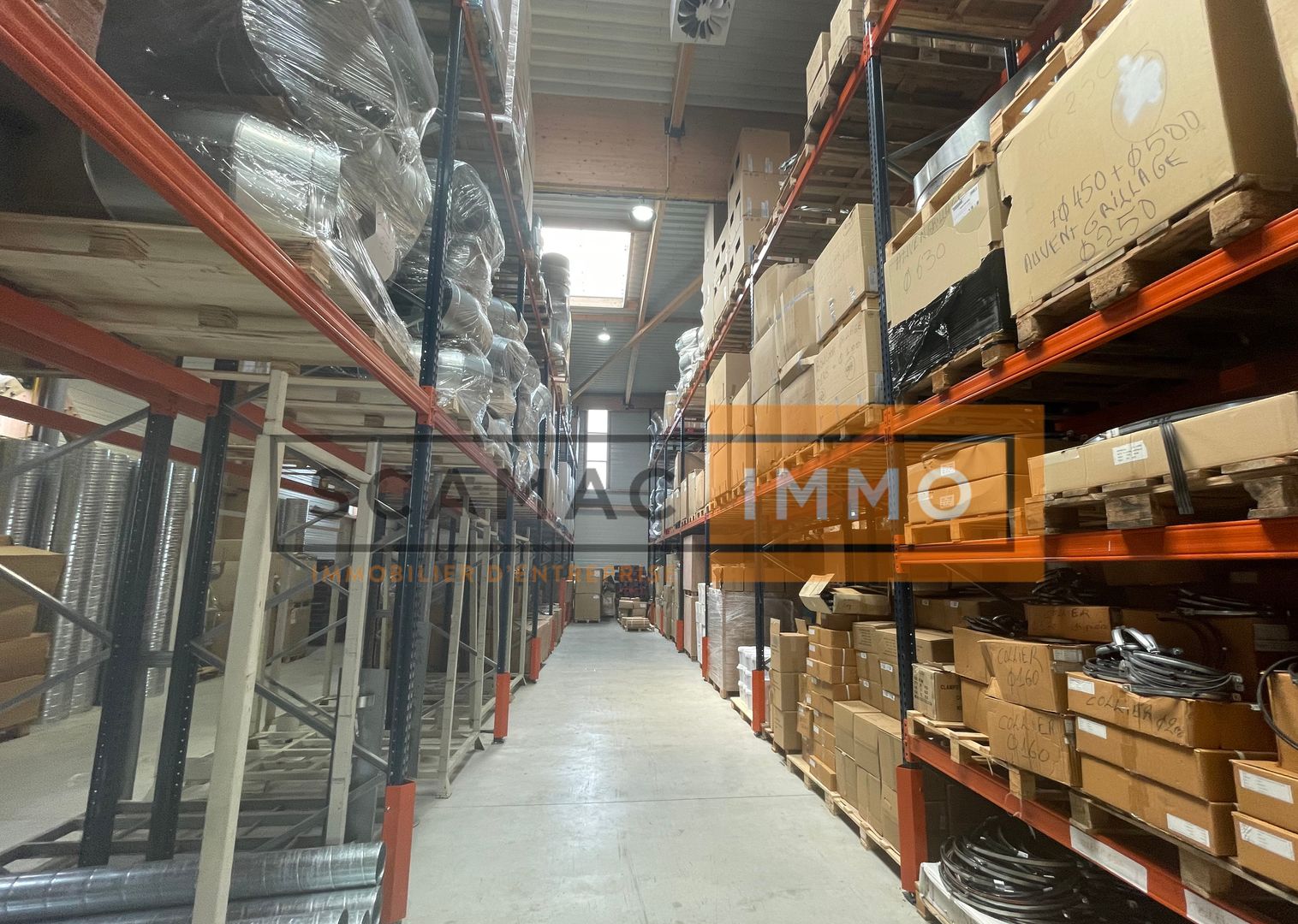 local d'activités de 1 032m², Serris (Seine-et-Marne)