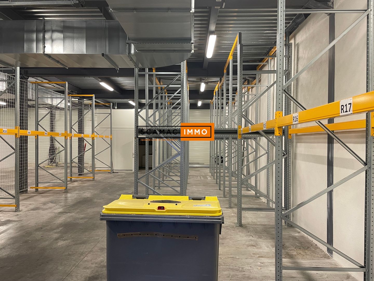 entrepôt de 254m², Hyères (Var)