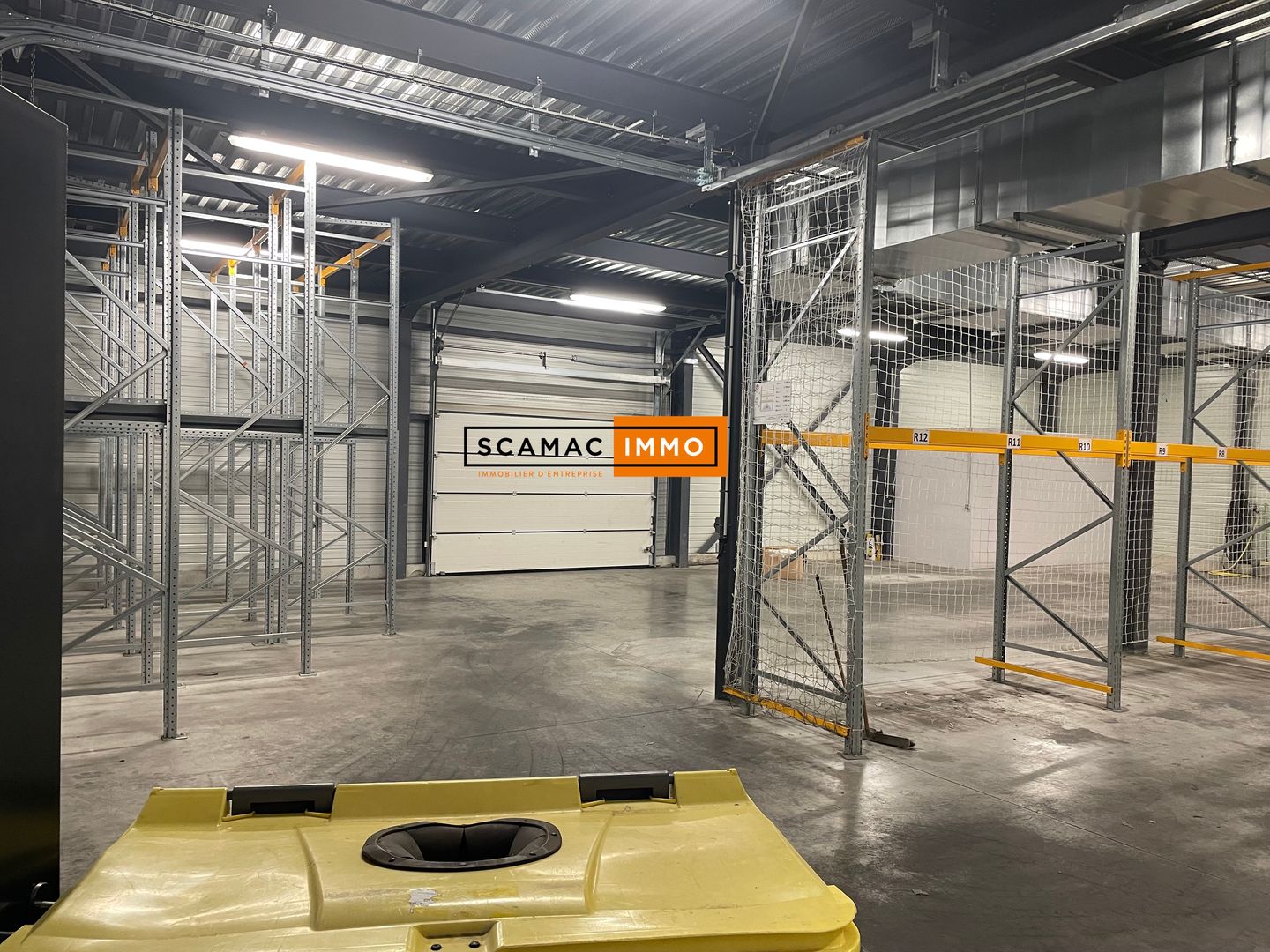 entrepôt de 254m², Hyères (Var)