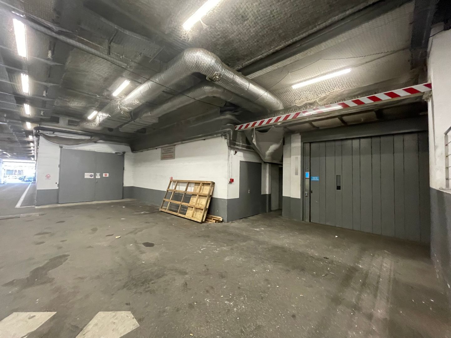 local d'activités de 205m², Vanves (Hauts-de-Seine)