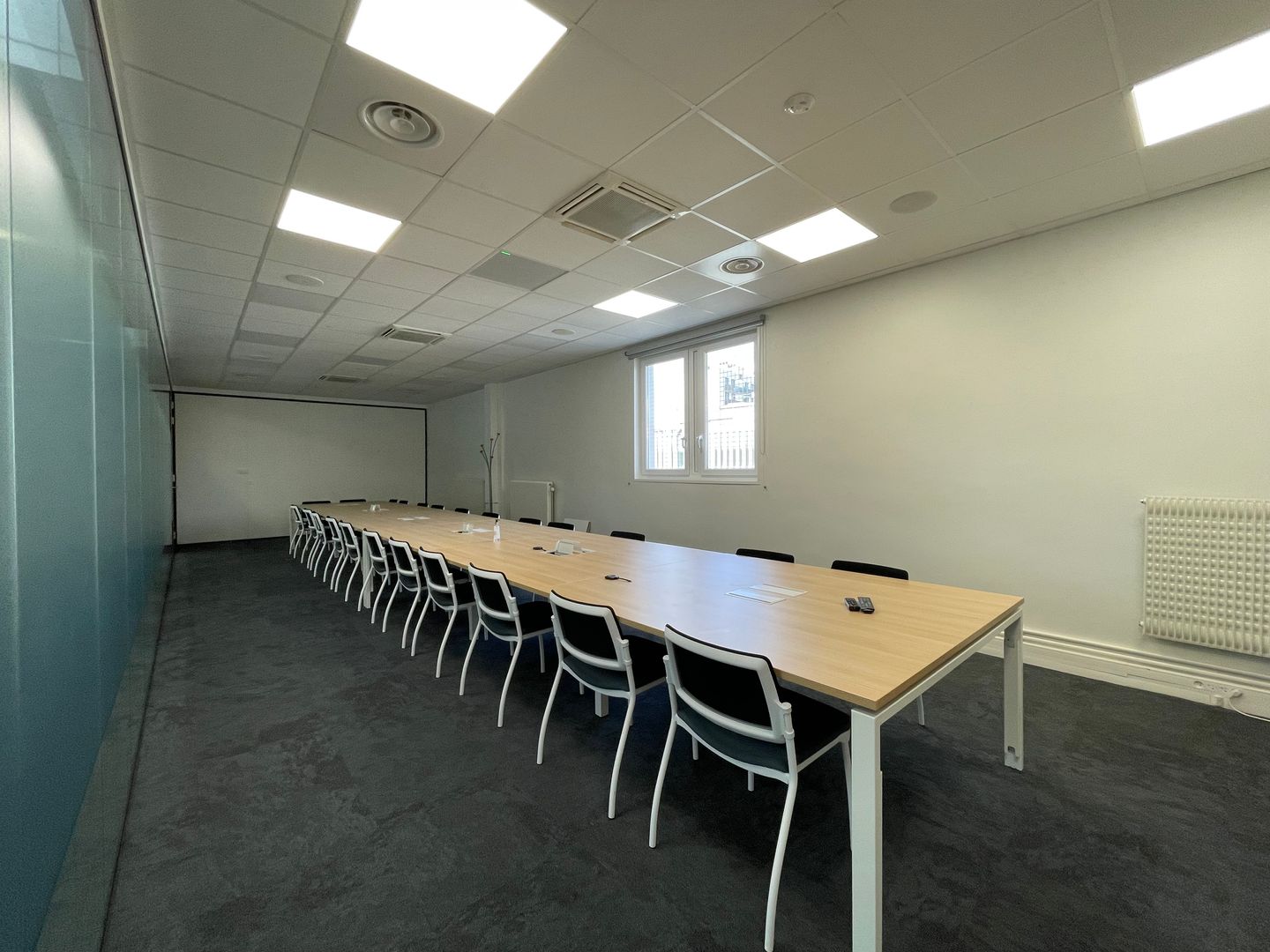 bureau de 500m², Vanves (Hauts-de-Seine)