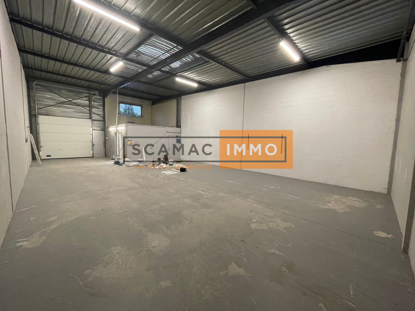 local d'activités de 148m², Saint-Ouen-l'Aumône (Val-d'Oise)