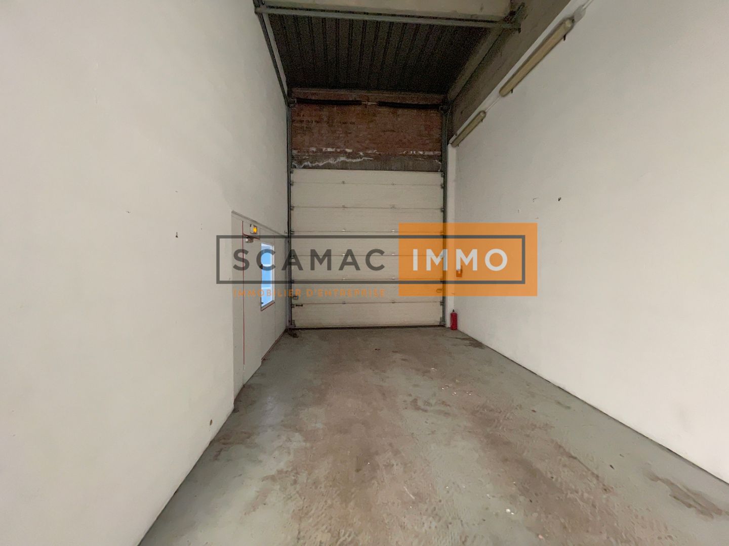 local d'activités de 336m², Saint-Ouen-l'Aumône (Val-d'Oise)