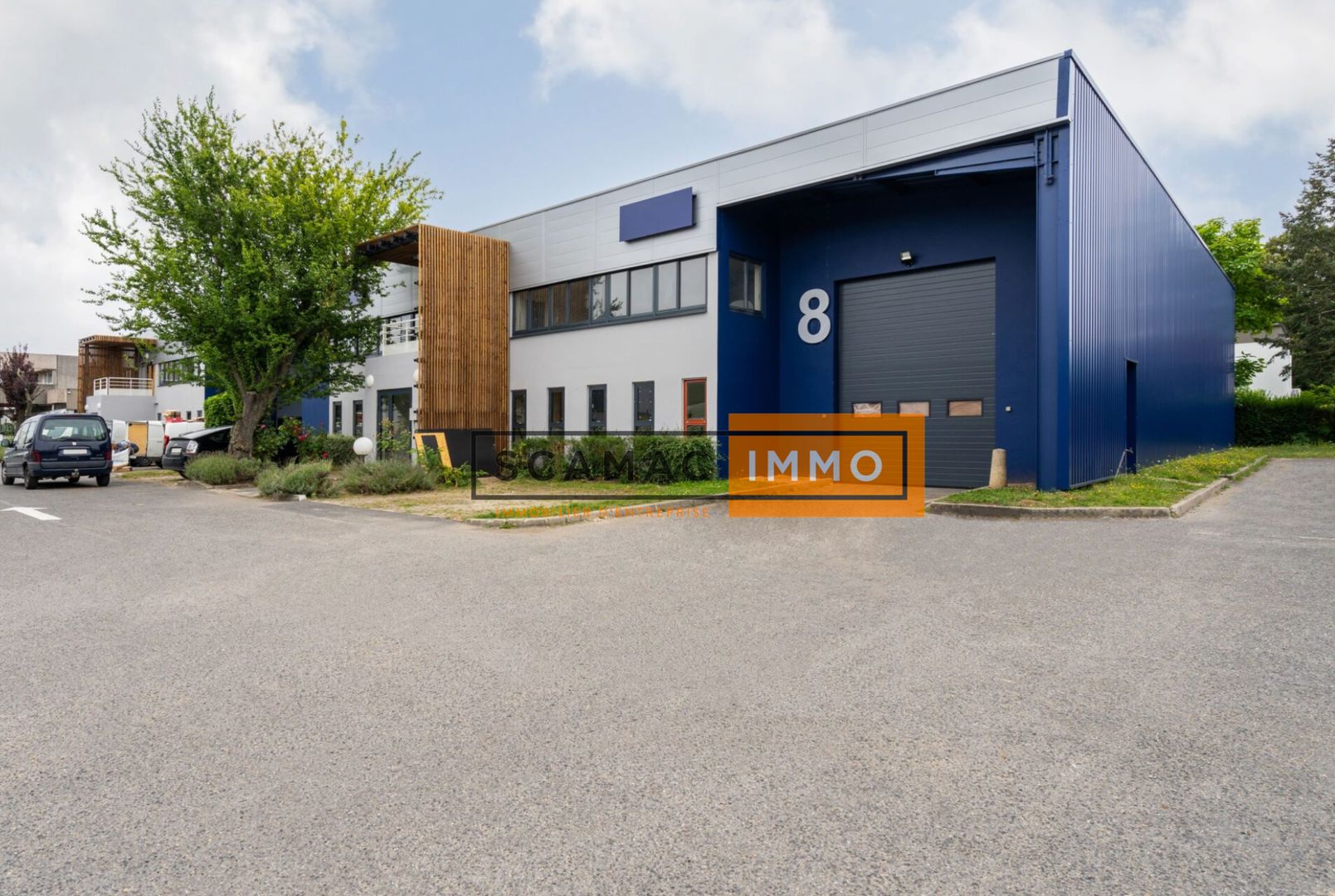 entrepôt de 390m², Saint-Ouen-l'Aumône (Val-d'Oise)
