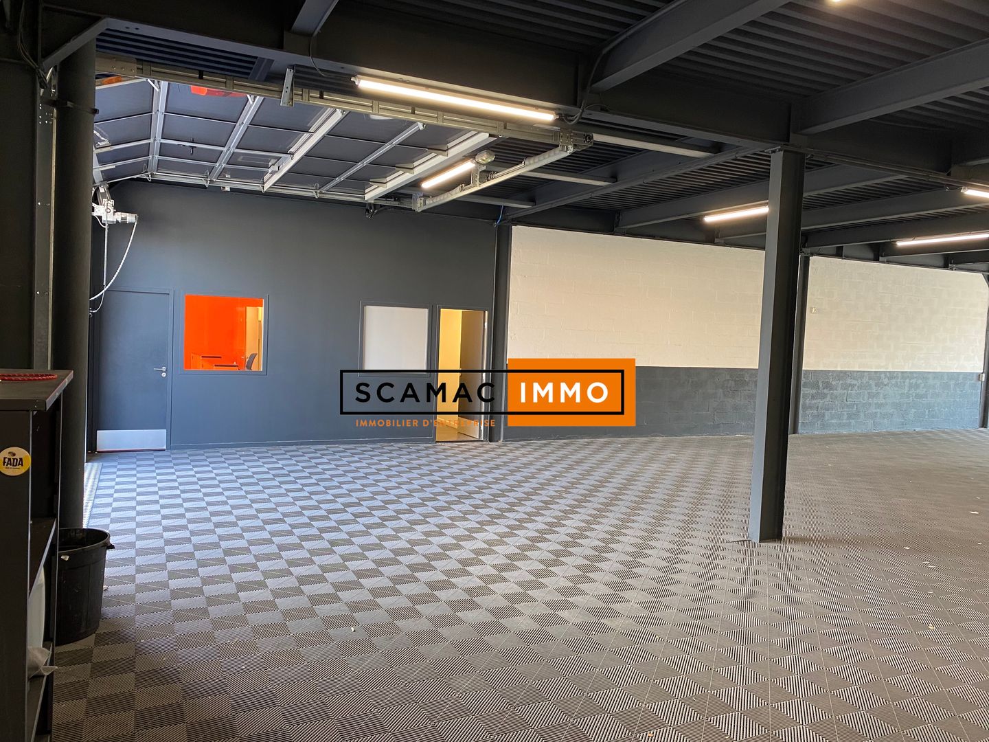local commercial de 300m², La Valette-du-Var (Var)