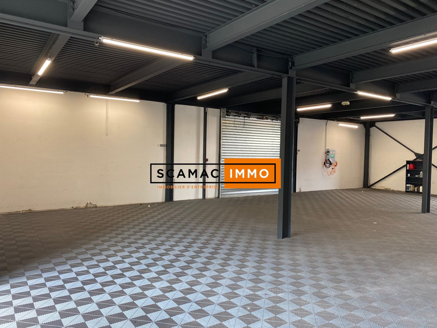 local commercial de 300m², La Valette-du-Var (Var)