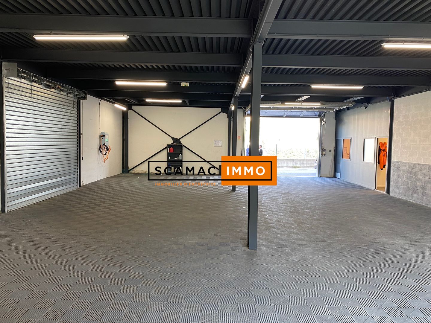 local commercial de 300m², La Valette-du-Var (Var)