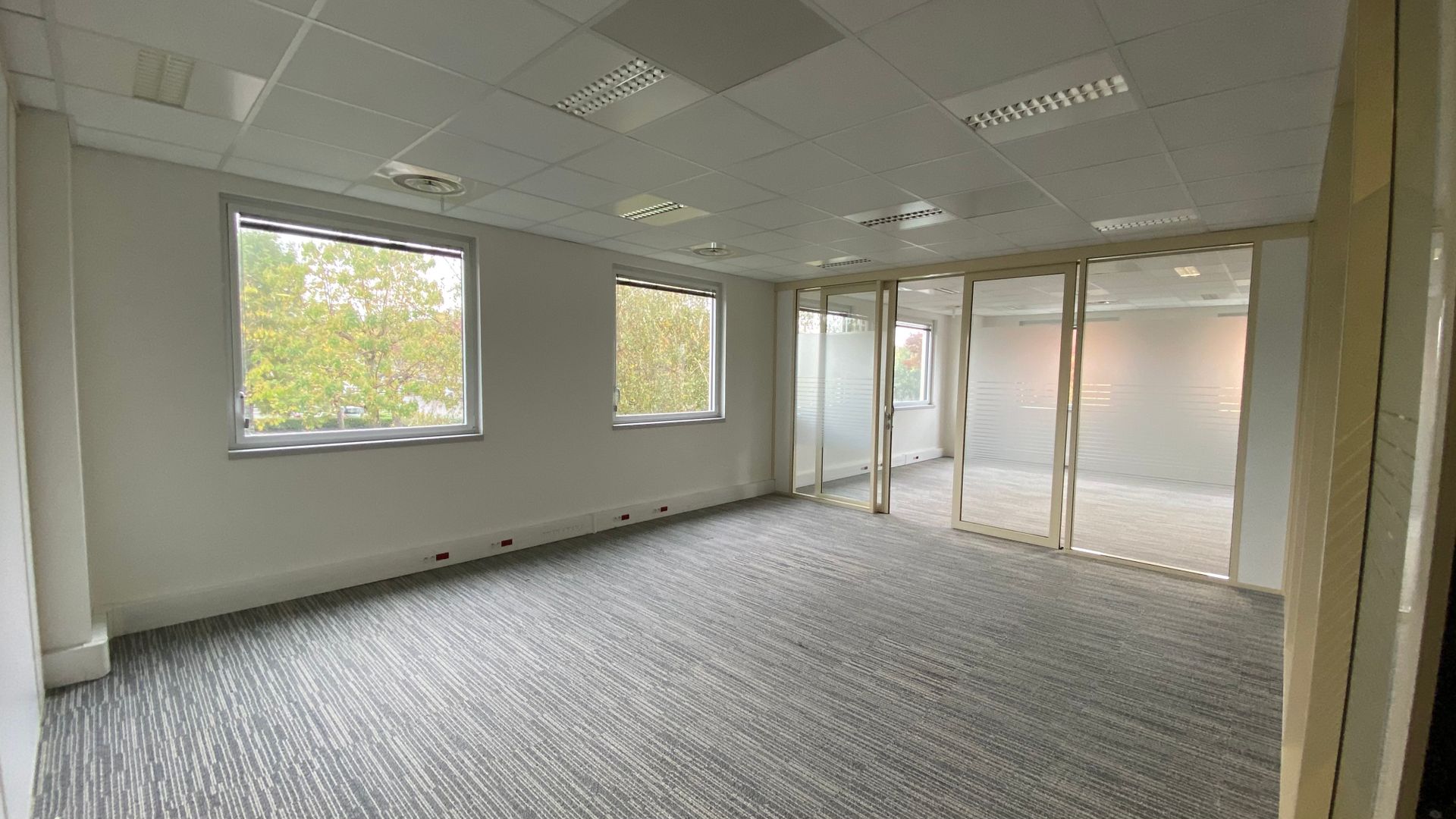 bureau de 519m², Cergy (Val-d'Oise)